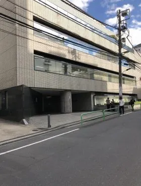 ペアホースビルの外観