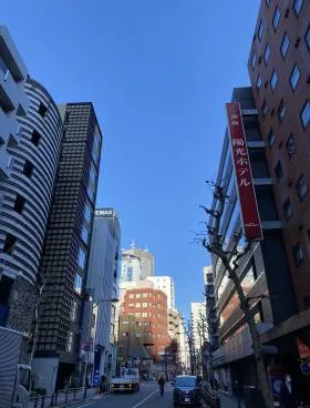 ナチュラルハウスビルの外観