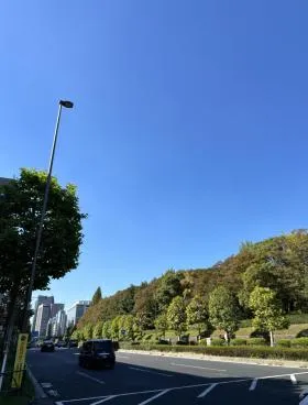プラース・カナダの外観