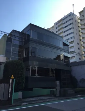 フォンテ赤坂ビルの外観