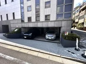 AERBIN AKASAKA(旧赤坂KSA)ビルの外観