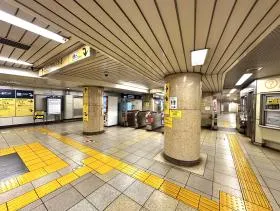 東京メトロ千代田線「乃木坂駅」