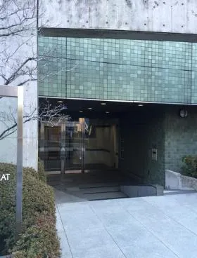 FOREST HILLS WESTの外観