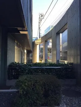 FOREST HILLS WESTの外観