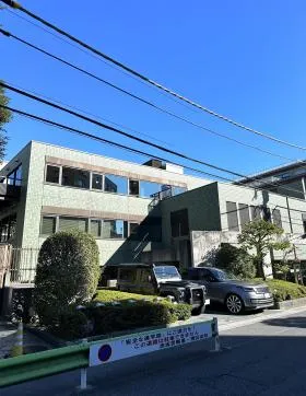 FOREST HILLS WESTの外観