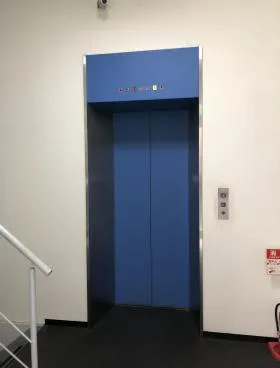 レキシントン青山ビルの外観