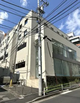 レキシントン青山ビルの外観