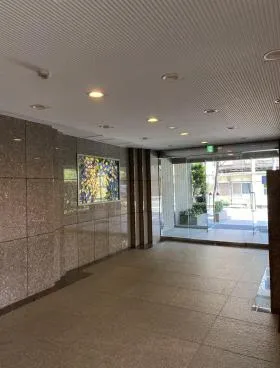 メゾンドゥース南麻布ビルの外観
