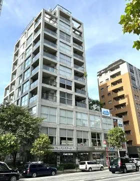 Qiz広尾ビルの外観