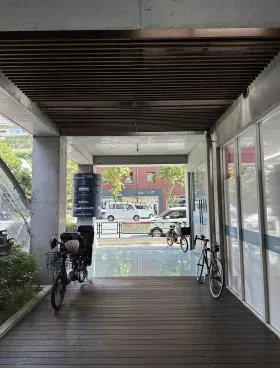 Qiz広尾ビルの外観