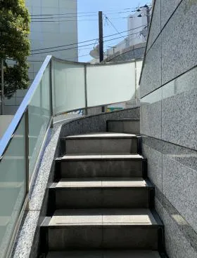 Barbizon70の外観