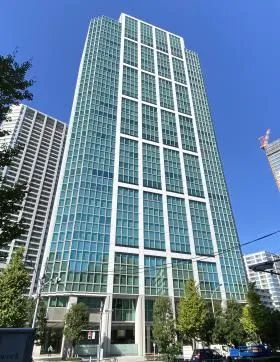 NBFプラチナタワーの外観