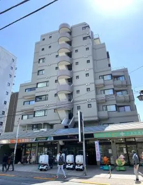 マンション芝白金ビルの外観