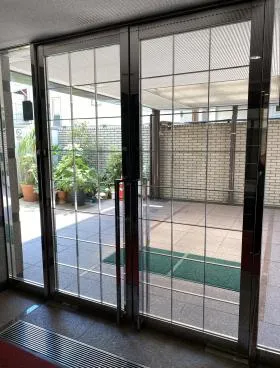 マンション芝白金ビルの外観