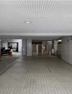 ラミアール白金台ビルの外観