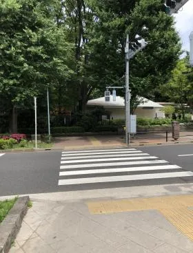 白金台ビルの外観