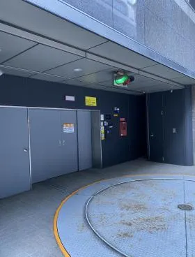 アドバンテック日本橋ビルの外観
