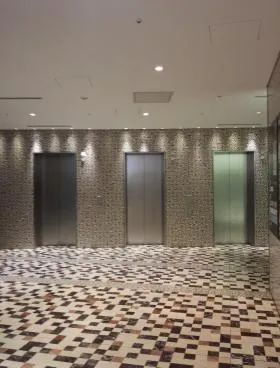 AOビルの外観