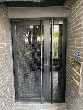 麻布ヨーワビルの外観