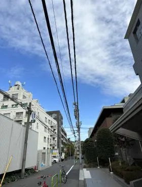高會堂ビルの外観