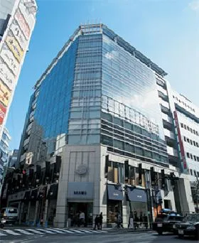 オリックス池袋ビルの外観