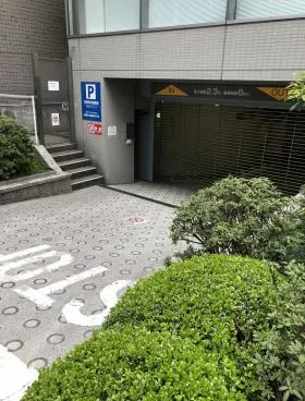 六本木アネックスビルの外観