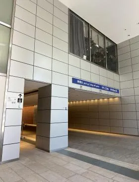 六本木ヒルズゲートタワーの外観