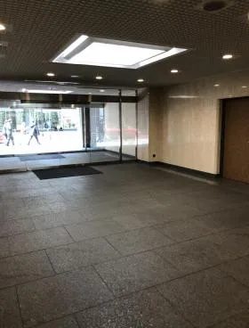 ハークス六本木ビルの外観