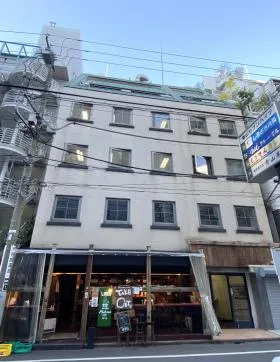 ラ・コリーナシブヤビルの外観