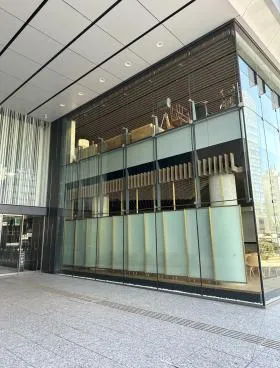 表参道グラン(旧: クローバー南青山)ビルの外観