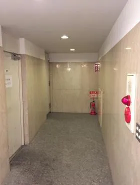 八丁堀鈴らん通りビルの外観