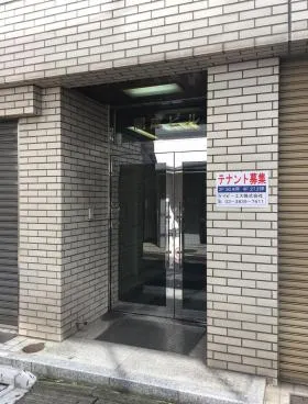 開成ビルの外観