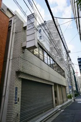 開成ビルの外観