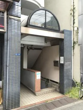 川名第2ビルの外観