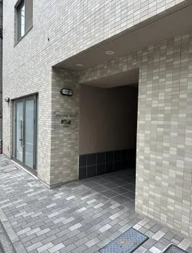 Empereur Beton Tokyoの外観