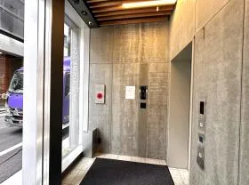 コエル渋谷青山通りの外観