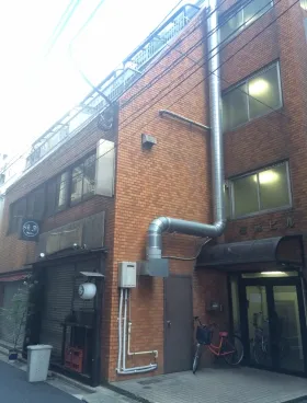 佐藤ビルの外観