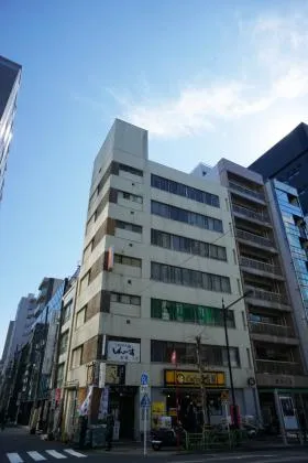 若狭ビルの外観