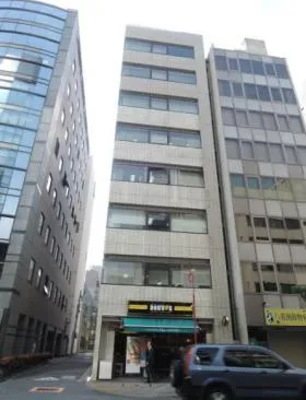 川村八重洲ビルの外観