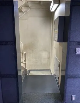 双鶴八重洲ビルの外観