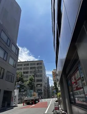 八重洲アングルビルの外観