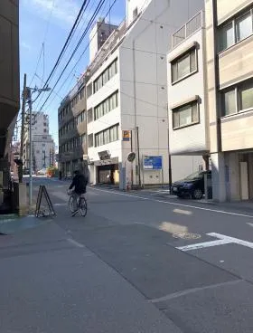 下野ビルの外観