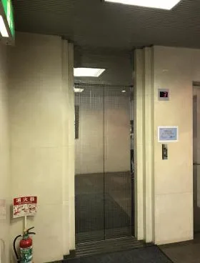 SKKビルの外観