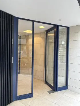 大和屋ビルの外観