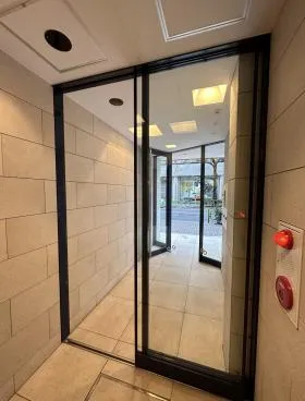 大和屋ビルの外観