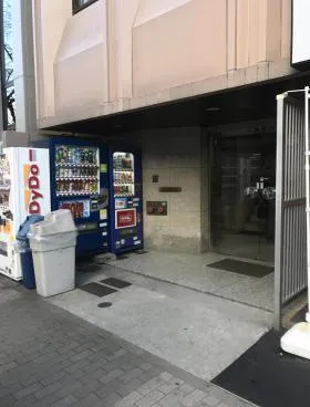 アロマビルの外観