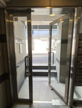 茅場町光ビルの外観