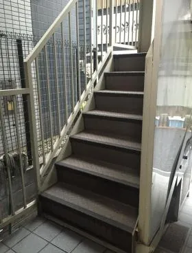 エムワンビルの外観