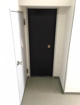 スズキビルの外観