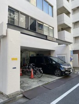 協同開発ビルの外観